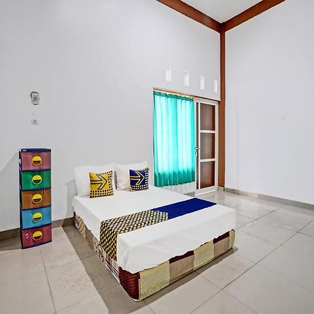 Hotel Oyo 92006 Kost Sejahtera Syariah Sidoarjo Exteriér fotografie