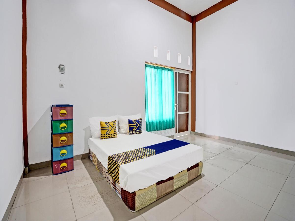 Hotel Oyo 92006 Kost Sejahtera Syariah Sidoarjo Exteriér fotografie