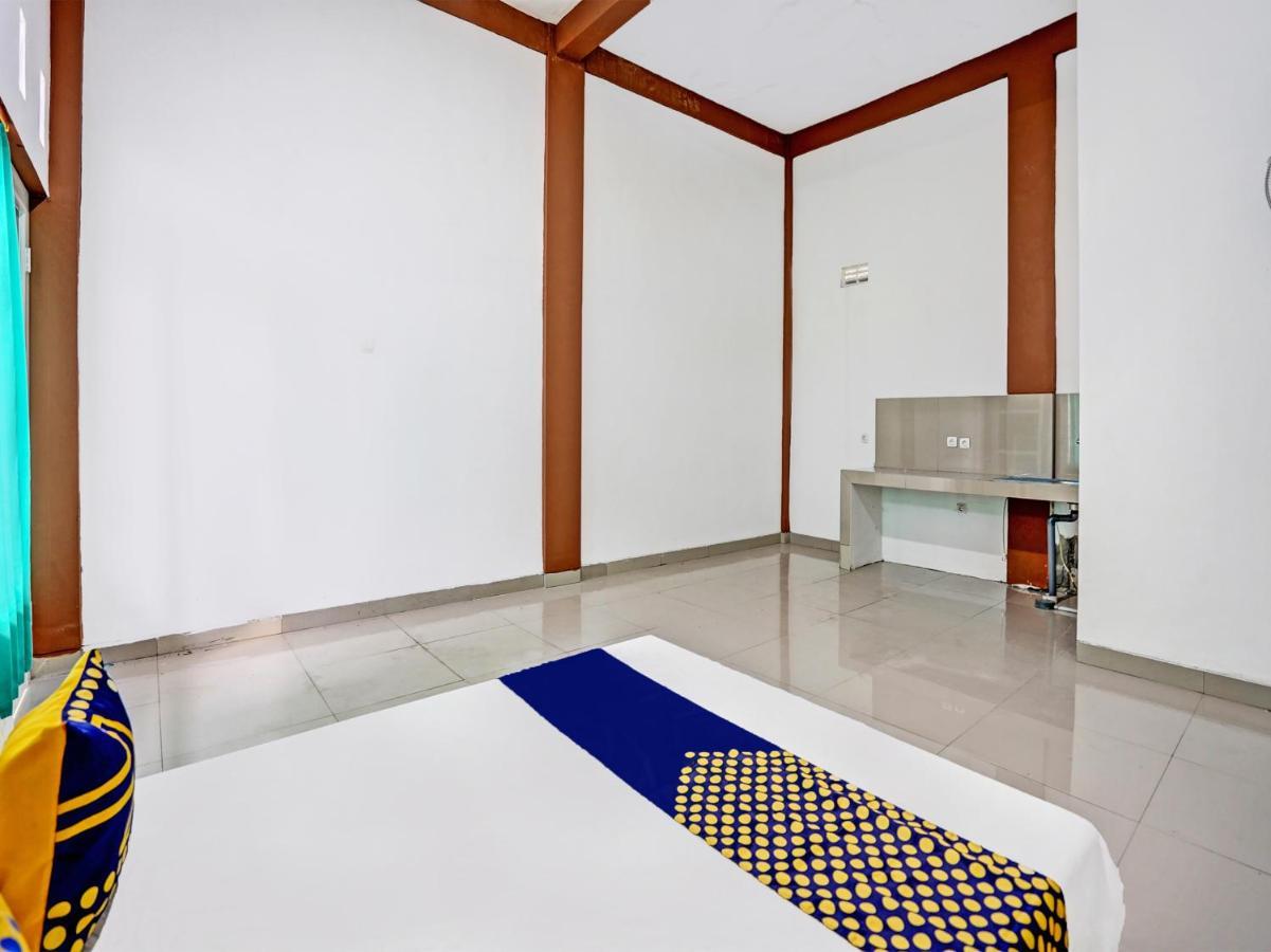 Hotel Oyo 92006 Kost Sejahtera Syariah Sidoarjo Exteriér fotografie