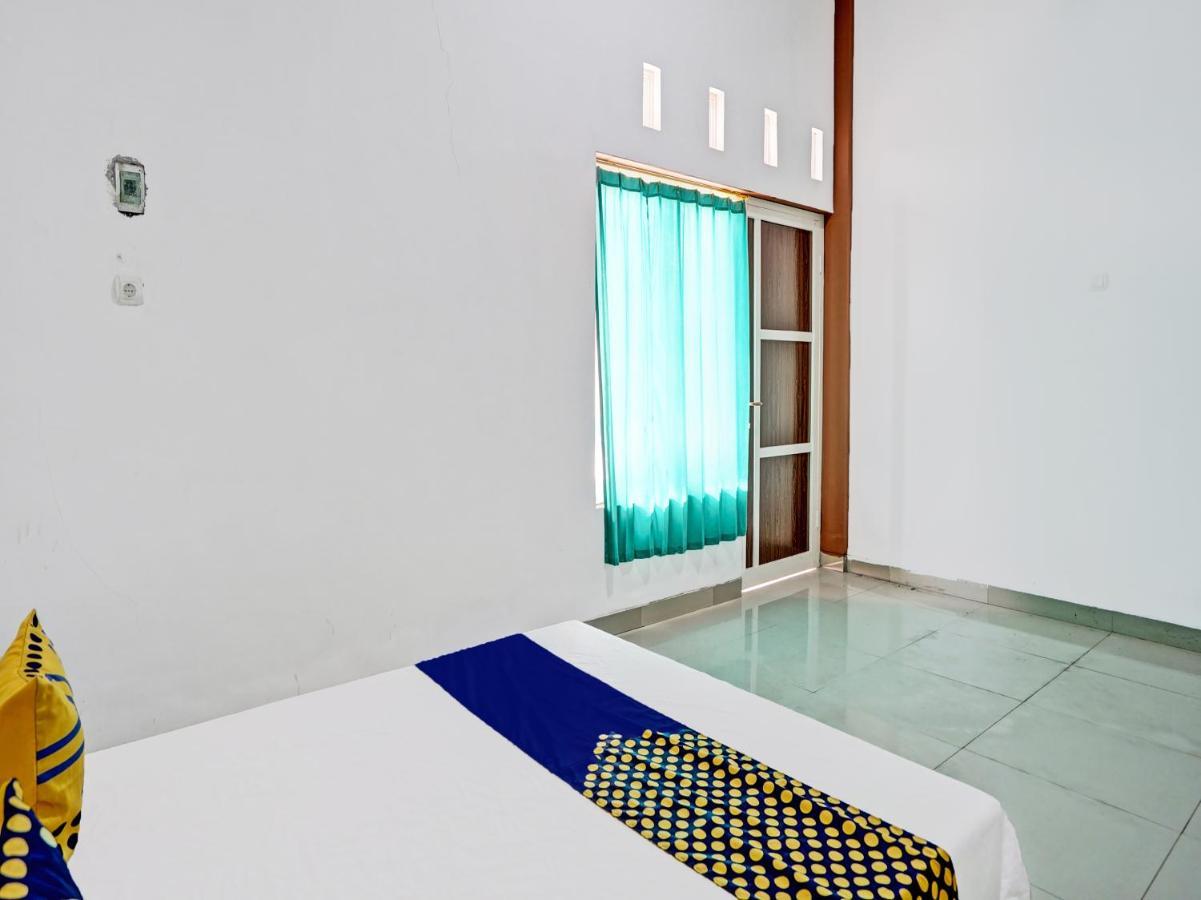 Hotel Oyo 92006 Kost Sejahtera Syariah Sidoarjo Exteriér fotografie