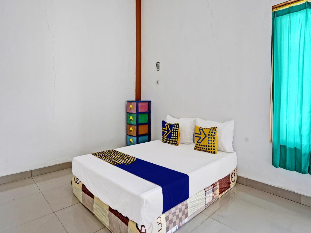 Hotel Oyo 92006 Kost Sejahtera Syariah Sidoarjo Exteriér fotografie